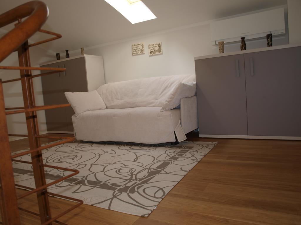 Il Pontile Holidays Apartment 마리아나디피에트라산타 객실 사진